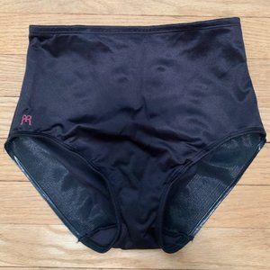Ruby Ribbon Shaping Brief